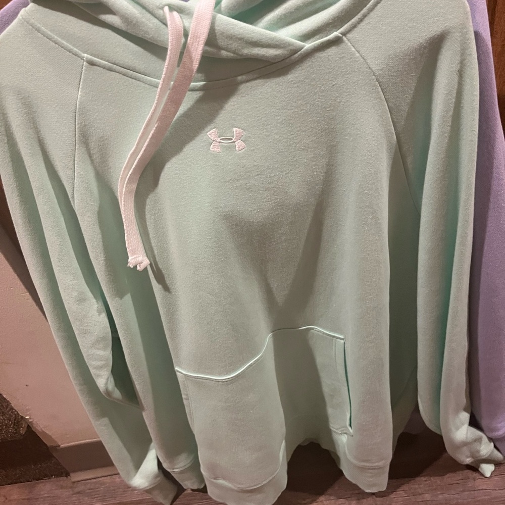 Under Armour Women's Light Green Cowl Neck Sweater